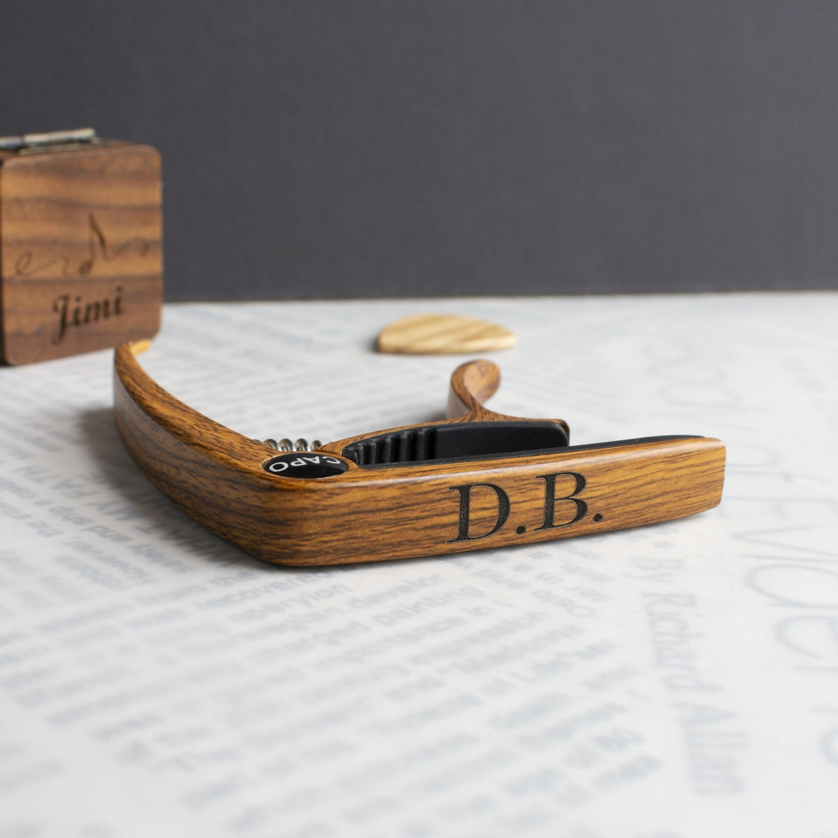Personalized Metal Guitar Capo with Wood Grain, Custom Message, Engraved Guitar Pick, Birthday Gift, Fathers days Gift for Guitarists LM32 897585