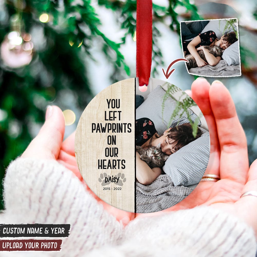 GeckoCustom Custom Photo You Left Paw Prints On Our Hearts Dog Cat Wood Ornament K228 HN590